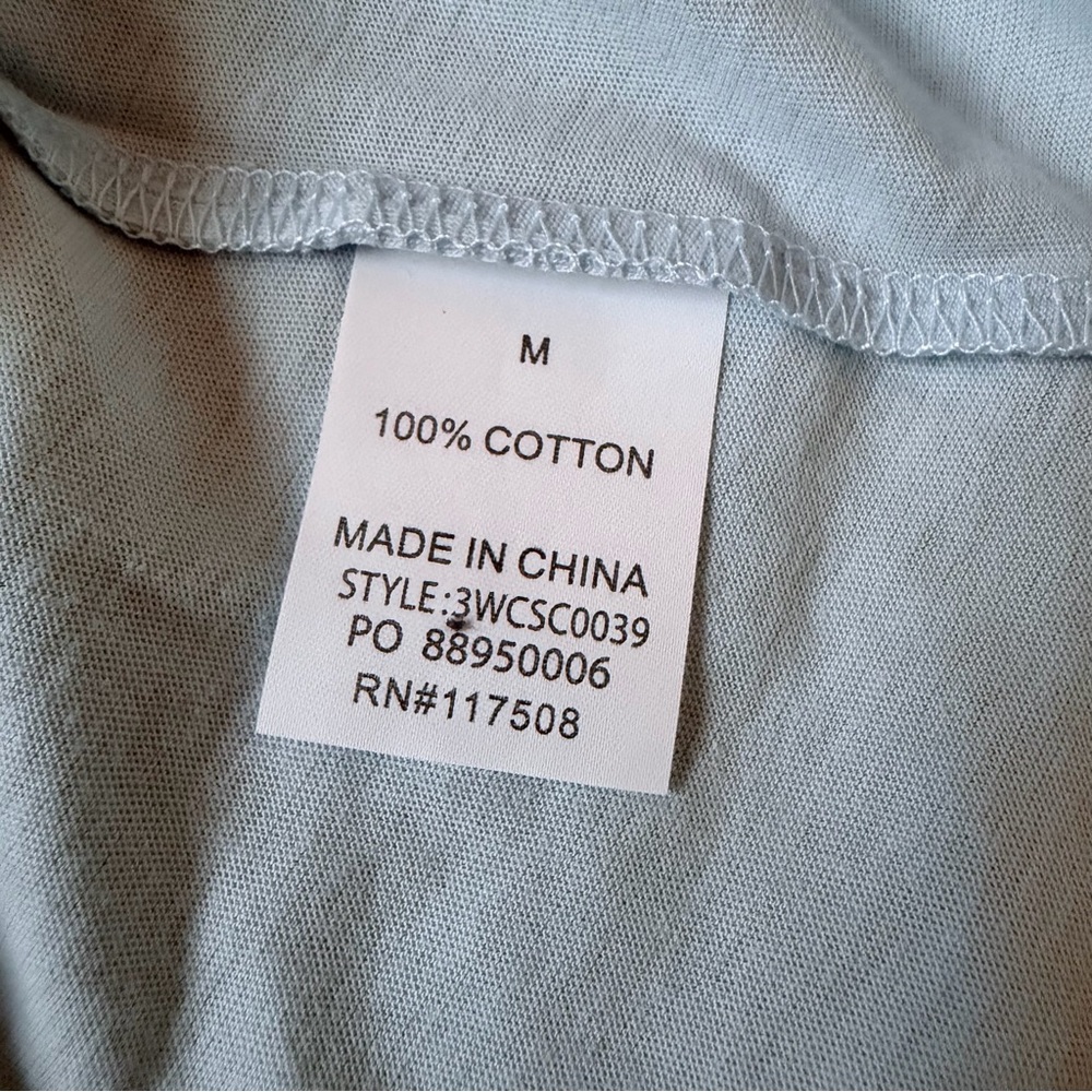 NWT Columbia Women's Light Blue Scenic Mountain T-Shirt - Picture 5 of 7
